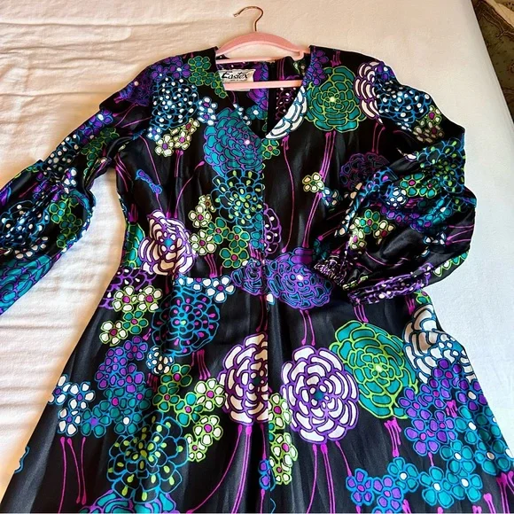 Eastex | Dresses | Gorgeous Vintage Jewel Tone Floral Maxi Dress 8 | Poshmark Eastex | Dresses | Gorgeous Vintage Jewel Tone Floral Maxi Dress 8 | Poshmark